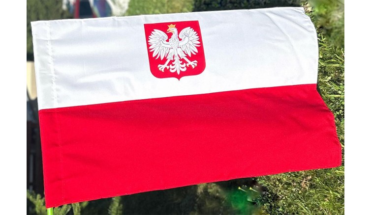 Polska flaga z godłem wykonana z atlasu 90cm * 135cm